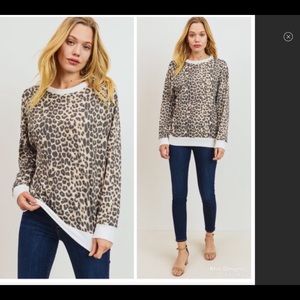 NEW Leopard Contrast Band Top